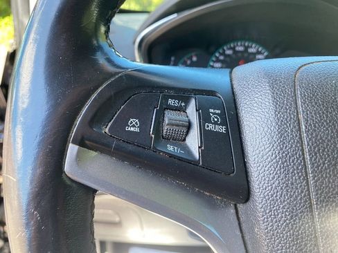 Used 2019 Chevrolet Trax LT w/ Driver Confidence Package image 15