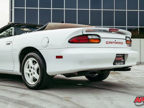 Used 1997 Chevrolet Camaro Z28 w/ Preferred Equipment Group 2 image 39