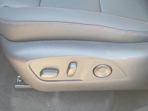 New 2026 Chevrolet Traverse Z71 w/ Enhanced Driving Package AWD/4WD image 29