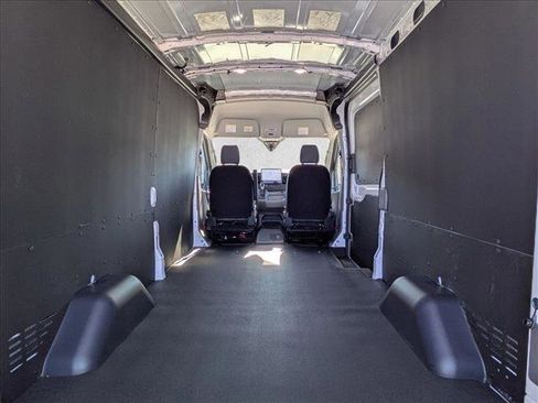 New 2026 Ford Transit 250 148 Medium Roof w/ Load Area Protection Package image 17