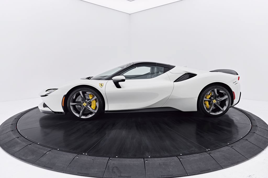 Used 2022 Ferrari SF90 Spider AWD/4WD image 15