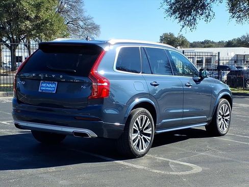 Used 2020 Volvo XC90 T6 Momentum w/ Protection Package Premier image 9