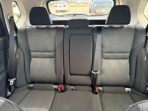 Certified 2024 Nissan Rogue SV image 25