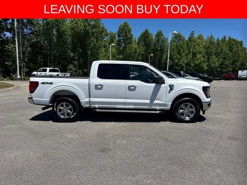 Used 2025 Ford F150 XLT w/ Equipment Group 301A Standard AWD/4WD image 3