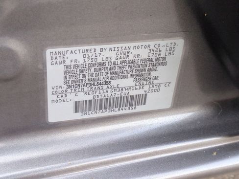 Used 2017 Nissan Versa S Plus image 34