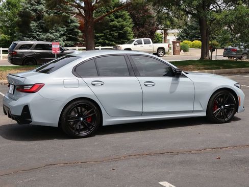 Used 2023 BMW 330i xDrive Sedan w/ M Sport Package AWD/4WD image 4