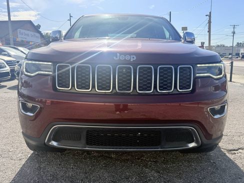 Used 2017 Jeep Grand Cherokee Limited w/ Luxury Group II AWD/4WD image 4