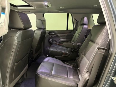 Used 2019 GMC Yukon SLT w/ Graphite Performance Edition AWD/4WD image 25