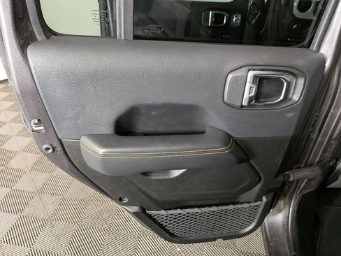 Certified 2025 Jeep Wrangler Unlimited Sahara w/ Safety Group image 29