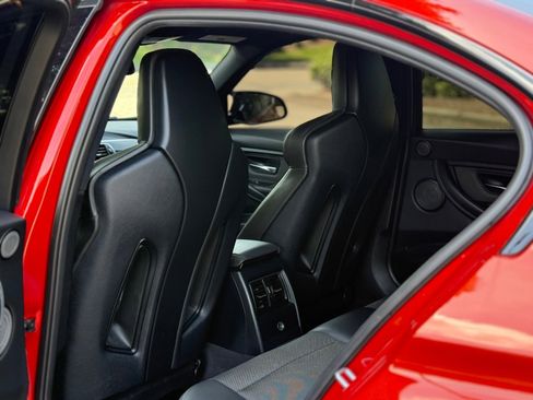 Used 2018 BMW M3 RWD image 24