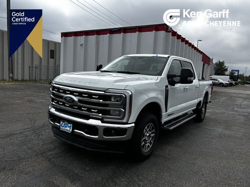 Used 2025 Ford F250 Lariat AWD/4WD image 1