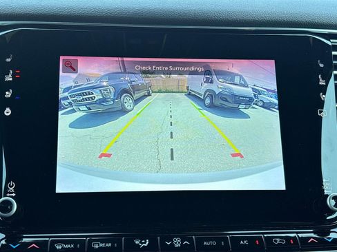 Certified 2024 Jeep Wagoneer 4WD w/ Premium Group I image 24