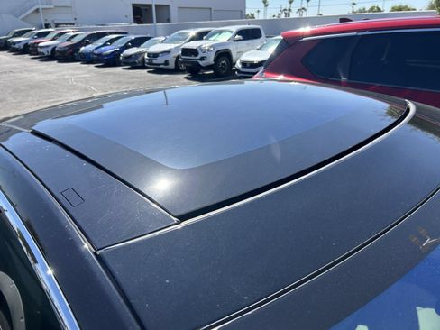 Used 2018 Tesla Model S 100D AWD/4WD image 8