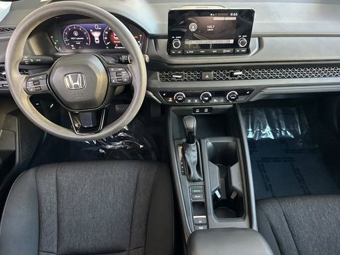 Certified 2023 Honda Accord EX image 26