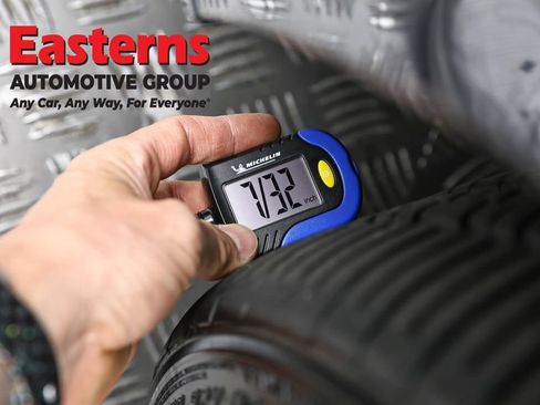 Used 2019 Tesla Model 3 Performance image 22