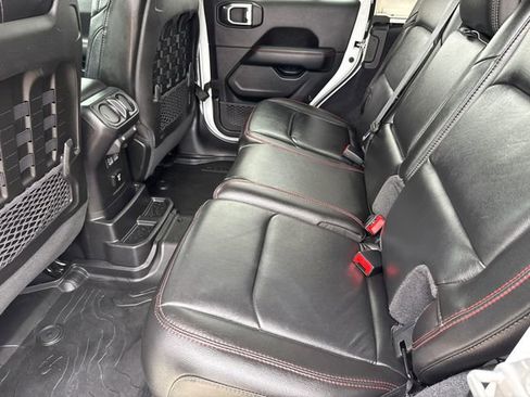 Used 2020 Jeep Wrangler Unlimited Rubicon AWD/4WD image 18