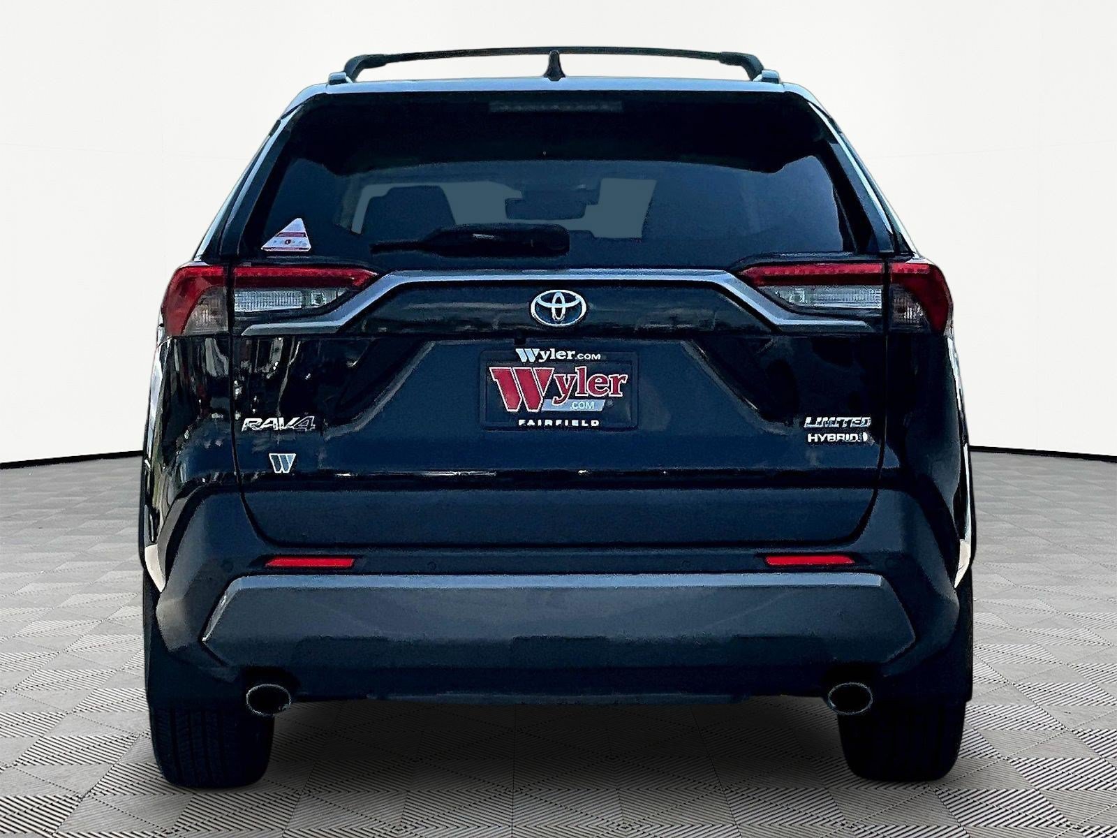 Used 2021 Toyota RAV4 Limited w/ Limited Grade Weather Package AWD/4WD image 5
