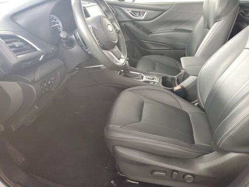 Used 2023 Subaru Forester Touring image 11