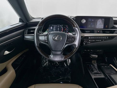 Used 2019 Lexus ES 350 F Sport w/ Premium Package image 21
