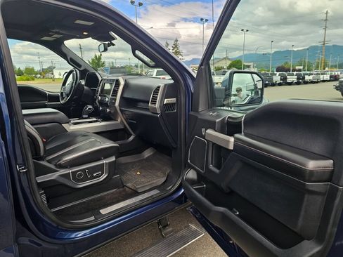 Used 2018 Ford F150 Platinum w/ Technology Package AWD/4WD image 15