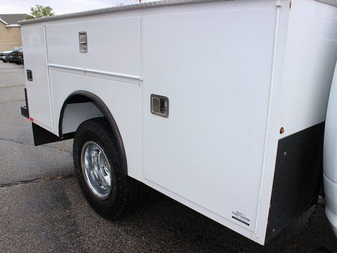 Used 2024 RAM 3500 SLT w/ Quick Order Package 2YG SLT AWD/4WD image 19