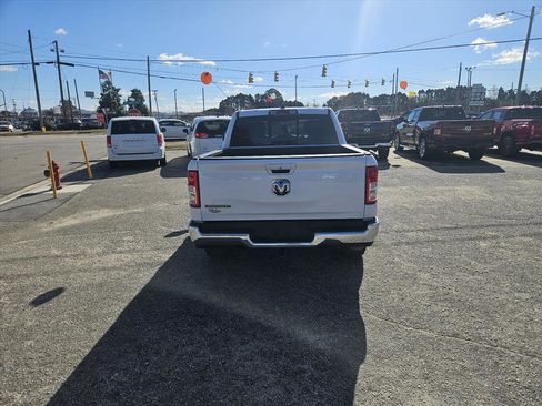 Used 2022 RAM 1500 Big Horn image 4