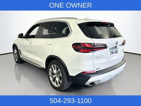 Used 2025 BMW X5 xDrive50e AWD/4WD image 9