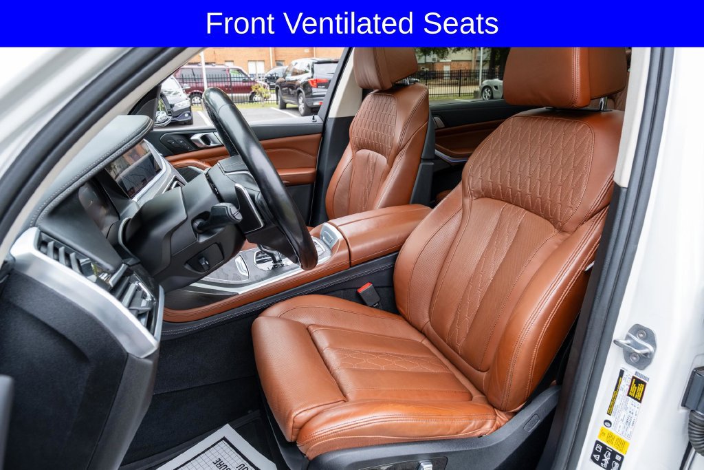 Used 2019 BMW X7 xDrive50i w/ Premium Package AWD/4WD image 13