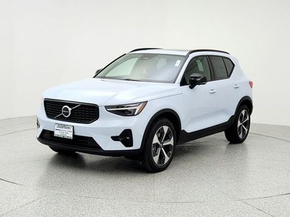New 2026 Volvo XC40 B5 Plus w/ Protection Package Premier