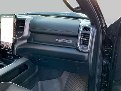 Used 2026 RAM 3500 Laramie AWD/4WD image 18