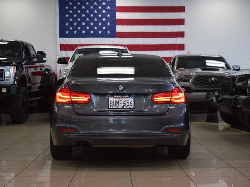 Used 2018 BMW 330i Sedan image 19