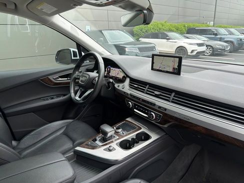 Used 2018 Audi Q7 2.0T Premium Plus w/ Premium Plus Package AWD/4WD image 14