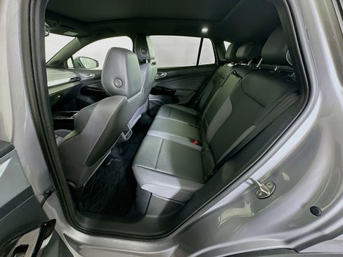 Used 2023 Volkswagen ID.4 S image 27