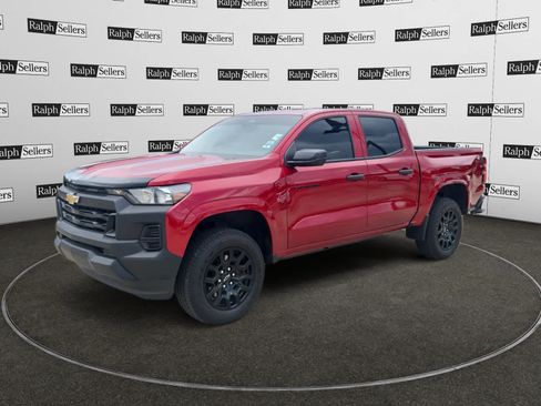 Used 2026 Chevrolet Colorado W/T w/ WT Custom Package RWD image 2