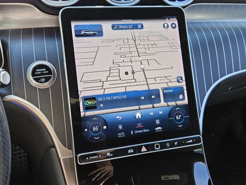 Used 2023 Mercedes-Benz GLC 300 GLC 300 image 32