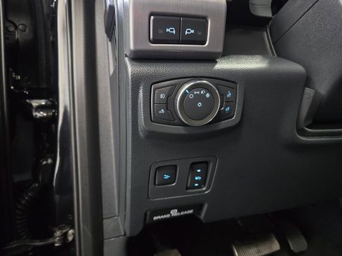 Used 2022 Ford F350 Platinum image 39