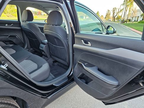 Used 2025 Kia K5 LXS image 24