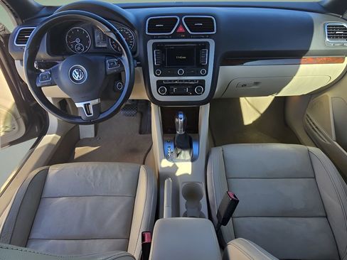 Used 2012 Volkswagen Eos Lux image 27