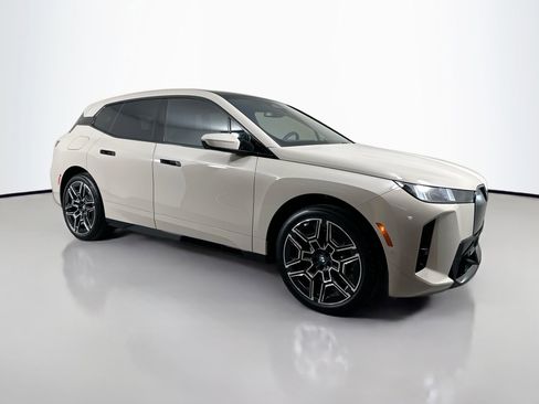 New 2026 BMW iX xDrive45 w/ M Sport Package image 3