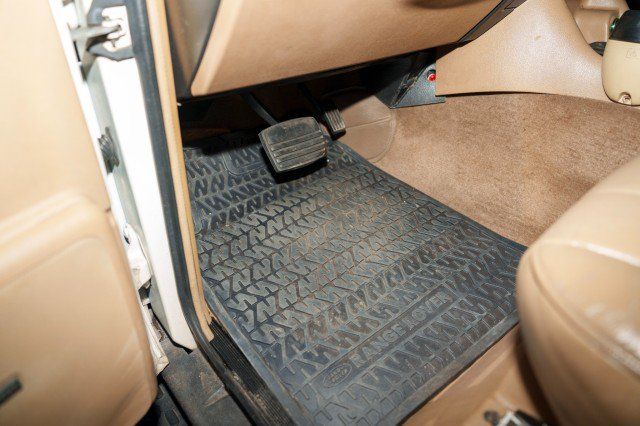 Used 1995 Land Rover Range Rover Classic AWD/4WD image 17