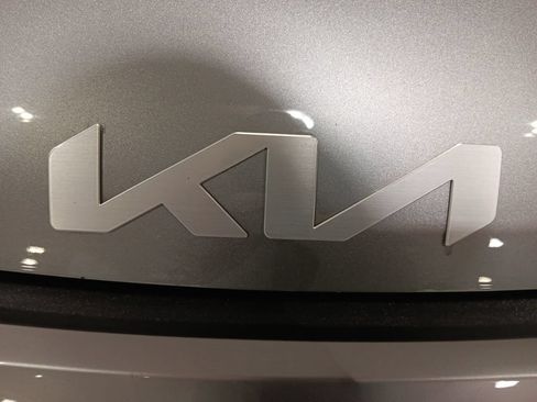 Used 2026 Kia Sportage LX FWD image 19