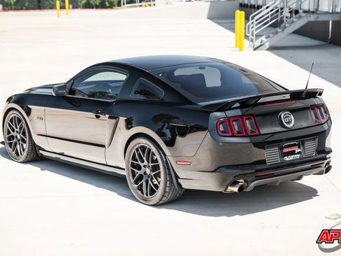 Used 2013 Ford Mustang GT Premium RWD image 7