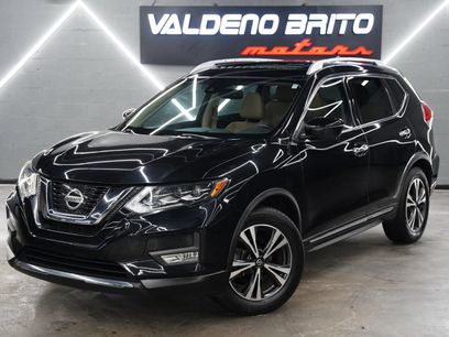 Used 2017 Nissan Rogue SL w/ SL Premium Package