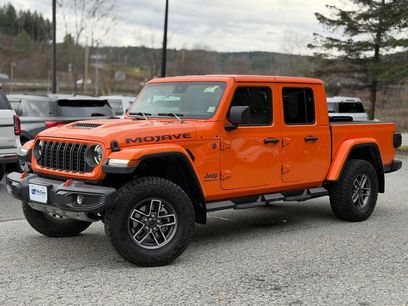 Used 2025 Jeep Gladiator Mojave w/ Safety Group