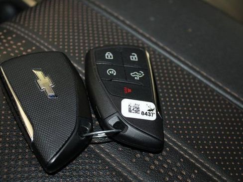 Used 2024 Chevrolet Silverado 1500 High Country w/ Midnight Edition image 31