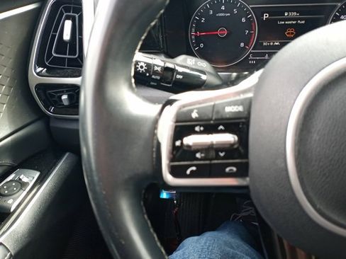 Used 2021 Kia Sorento SX image 22