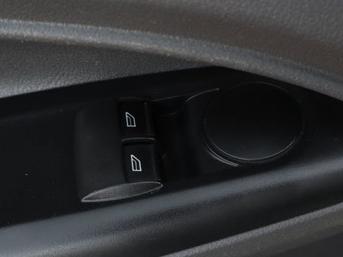 Used 2020 Ford Transit Connect XL FWD image 21