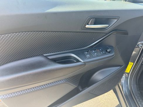 Used 2018 Toyota C-HR XLE FWD image 36