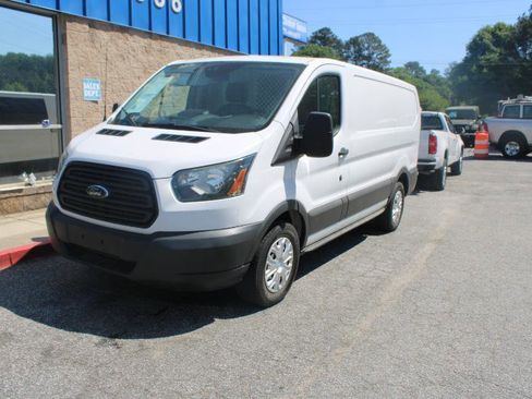 Used 2016 Ford Transit 150 130 Low Roof RWD image 3