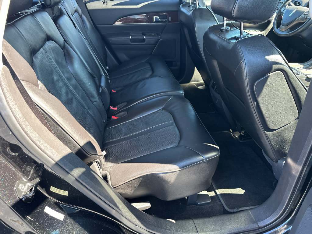 Used 2015 Lincoln MKX AWD w/ Equipment Group 101A image 15